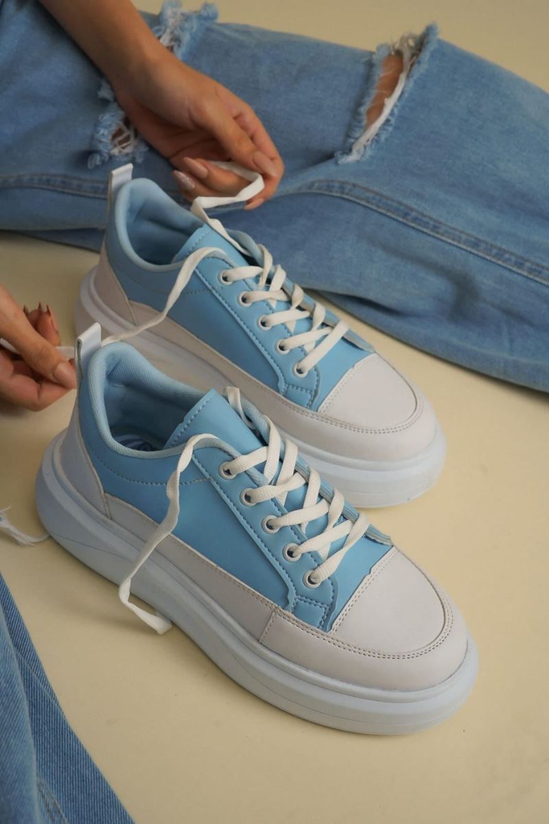 Pilla Mavi Beyaz Kadın Ayakkabı resmi